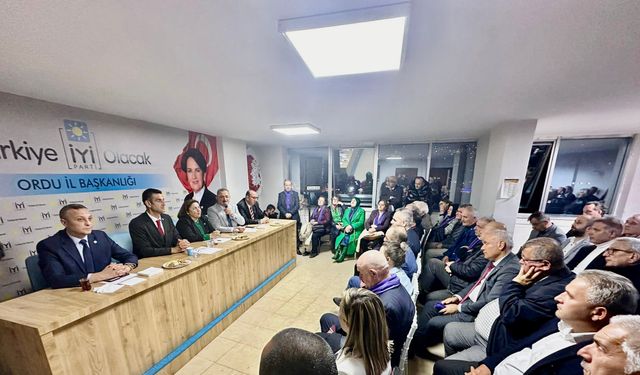 İYİ PARTİ’DE GÖZLER, ADAY TANITIM TOPLANTISINDA