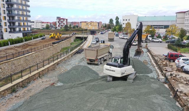 ŞEHİR HASTANESİNİN YOLU BÜYÜKŞEHİR YAPIYOR